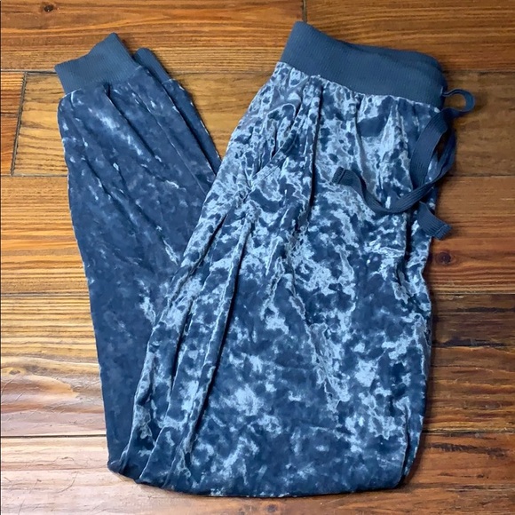 Aerie crushed velvet lounge pants XS - Picture 1 of 6